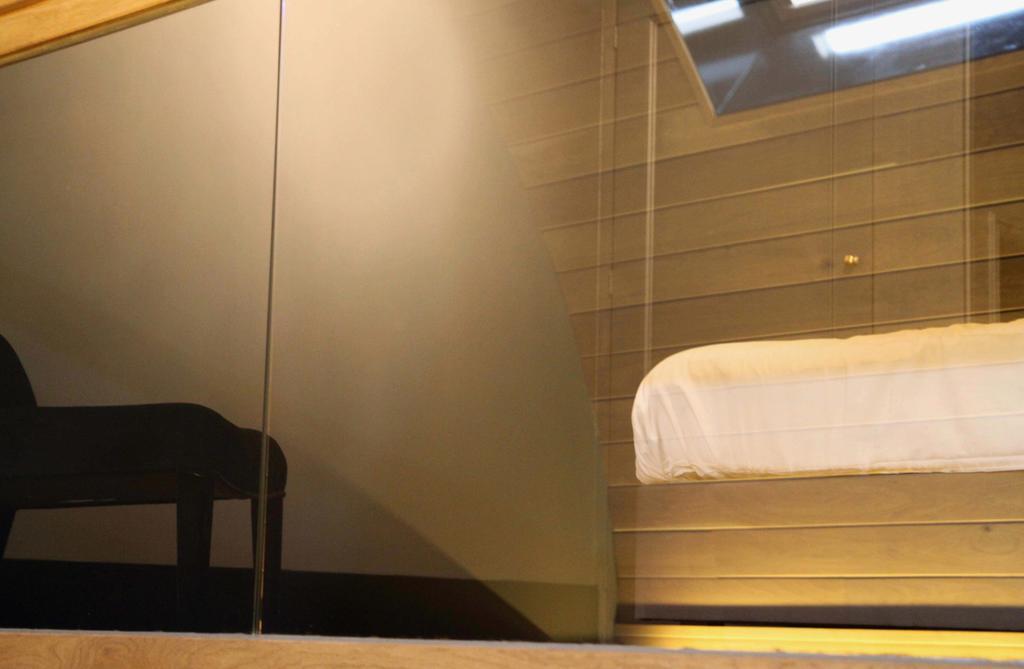 Suitehotel Posthoorn Monnickendam Bagian luar foto