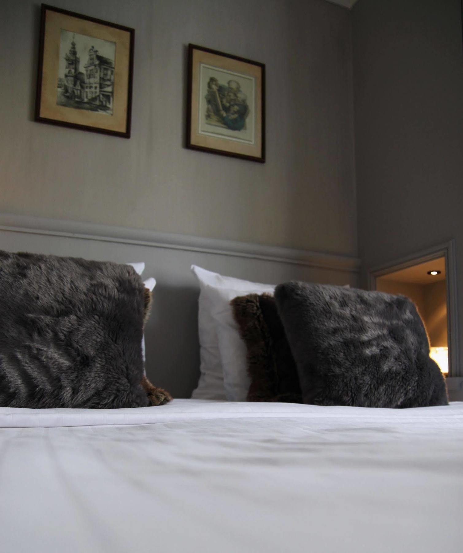 Suitehotel Posthoorn Monnickendam Bagian luar foto