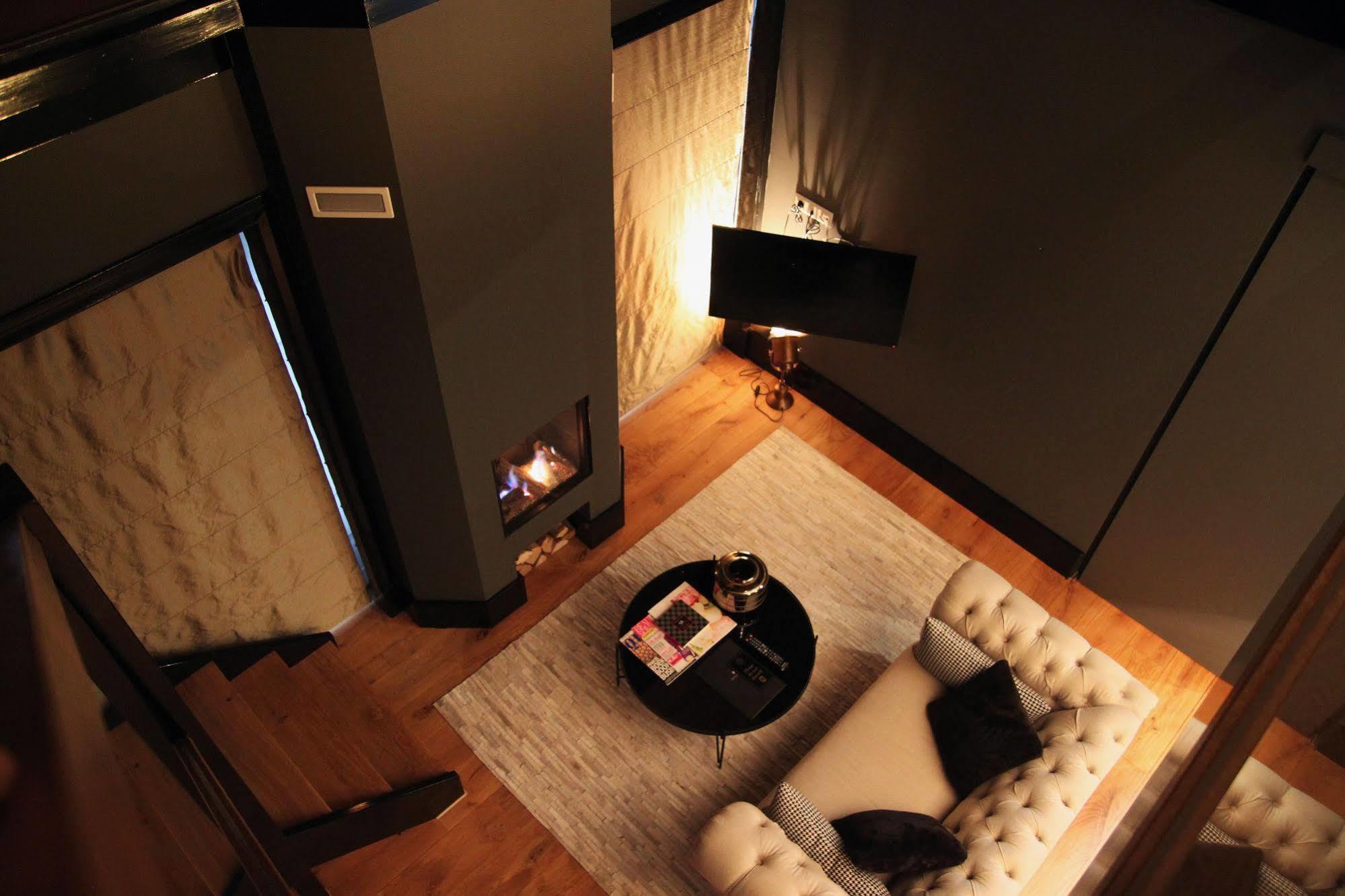 Suitehotel Posthoorn Monnickendam Bagian luar foto